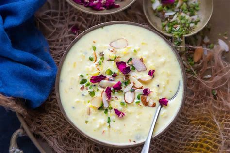 Easy Rice Kheer Recipe (Indian Rice Pudding) + Video