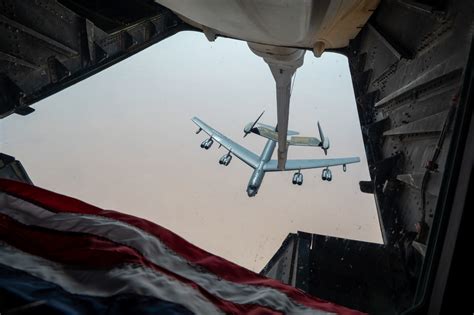 B-52s Fly Over Middle East for Bomber Task Force Mission | Air & Space Forces Magazine