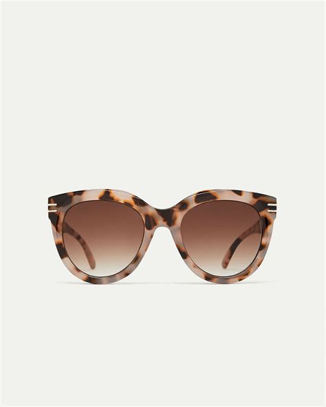 Round Tortoise Sunglasses | Reitmans