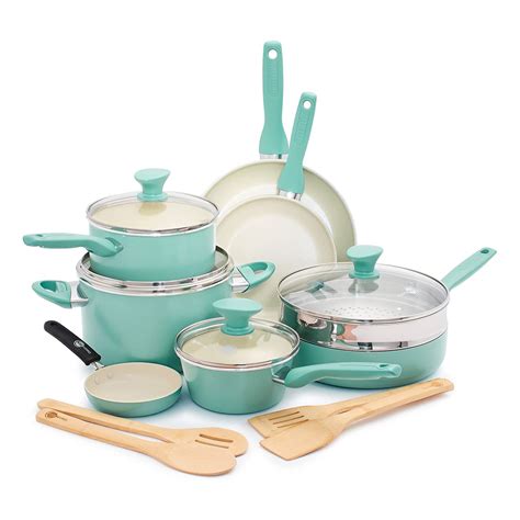 The Best Non-Toxic Cookware Sets, According to Our Research