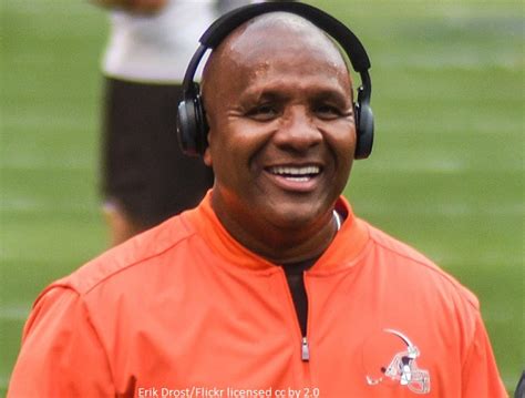 Report: Hue Jackson cursed out Browns owner after being fired