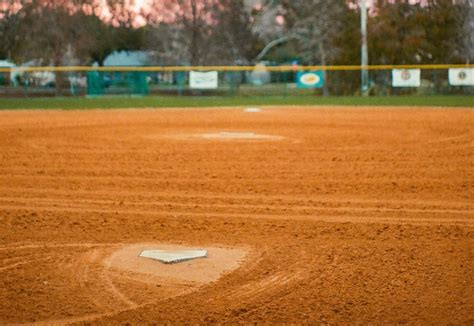 Pro Player Explains Key Differences in Softball vs Baseball