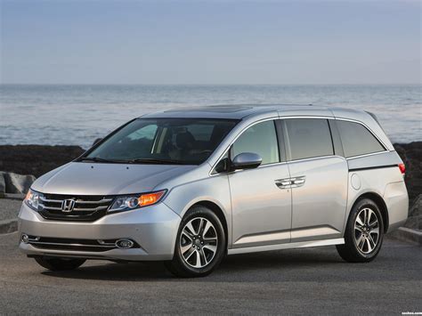 Fotos de Honda Odyssey Touring Elite USA 2013 | Foto 5