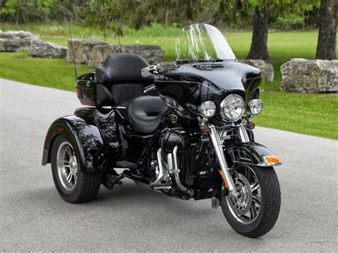 Harley Davidson TRI Glide - Harley Davidson Motor