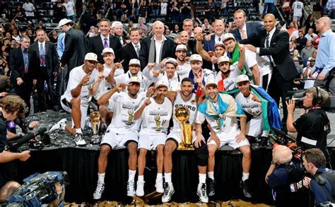 NBA : une prime de 4,1 millions $ pour les Spurs - Africa Top Sports