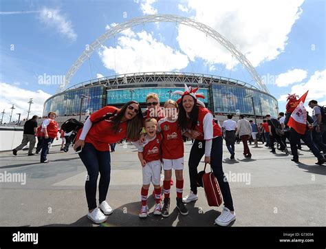 Rotherham united fans pose for a picture outside wembley stadium hi-res stock photography and ...