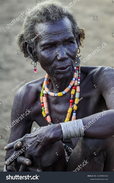 Omo River Valley Ethiopia November 30 Stock Photo 2104991501 | Shutterstock