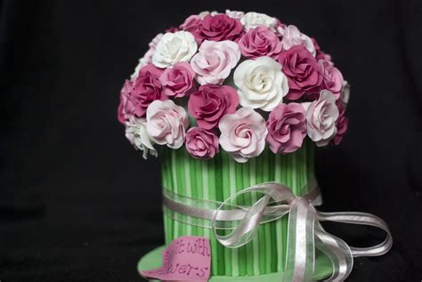 Bunch of roses cake | Inspired by the many bunch of flowers … | Flickr