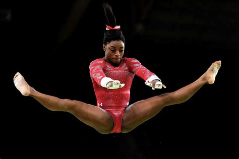 Simone Biles' gold formula: artistry, athleticism and arithmetic