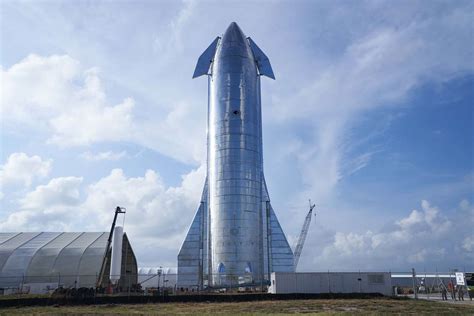 Elon Musk says Starship is SpaceX's 'top priority' from now on