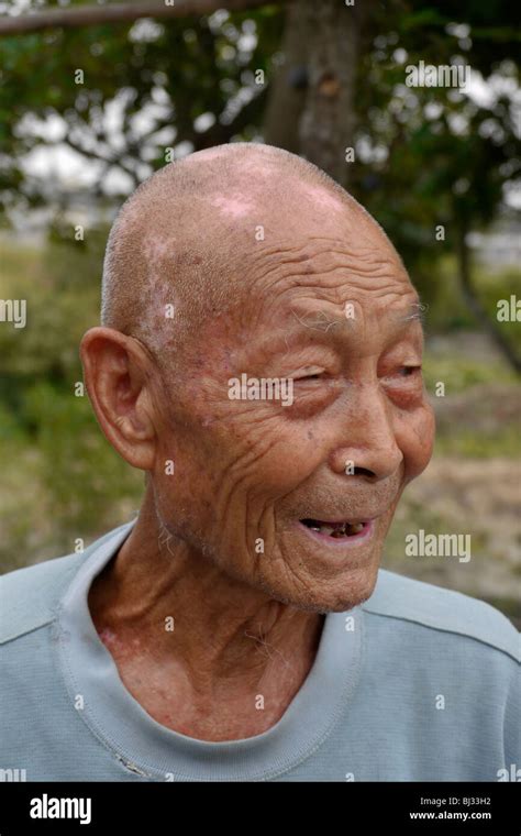 TAIWAN 95-year-old Retired KMT soldier at Chang Chyu village, Taichung ...