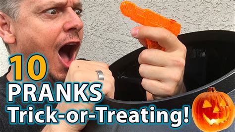 10 TOP Halloween Pranks when Trick-or Treating! - YouTube