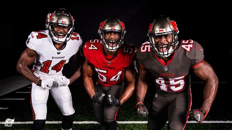 Buccaneers Reveal New Uniforms