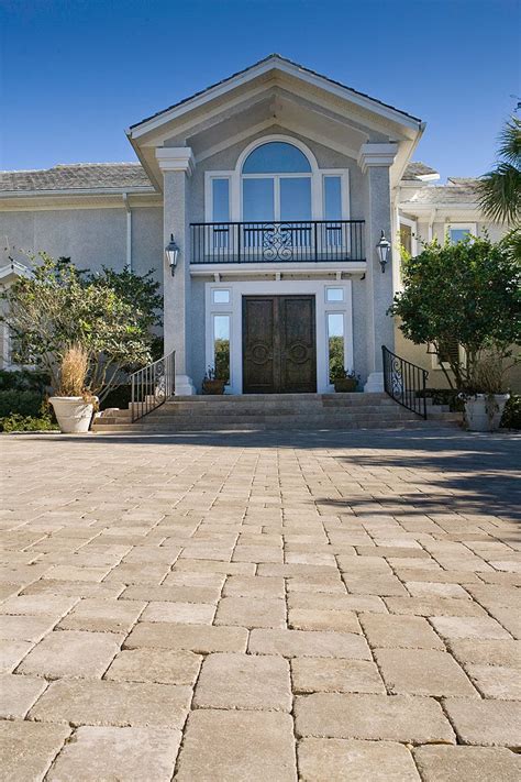 Driveways - Hardscape Idea Gallery | House front, Hardscape design, Outdoor design