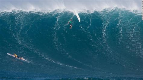 'Jaws': How a surfing break in Hawaii was named after the movie blockbuster - CNN