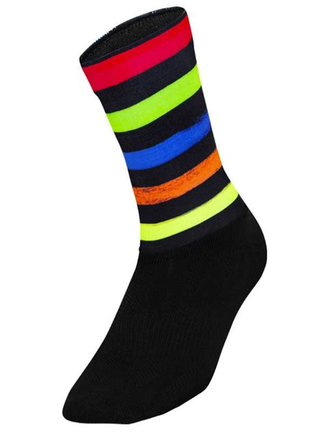 AERO CYCLING SOCKS – Cycology Clothing Europe