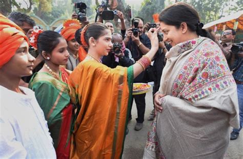 Smriti Irani at Children’s Day celebrations | Picture Gallery Others ...