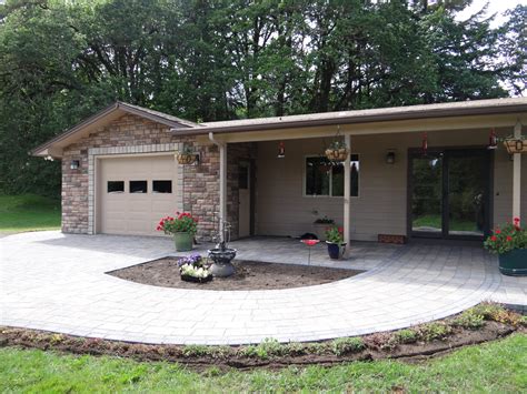 Paver Driveway Installation | Stone Paving Inc