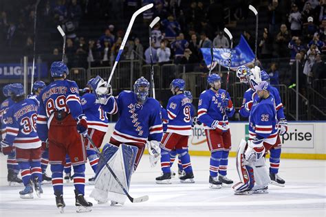 New York Rangers: Three Players Currently Sticking Out