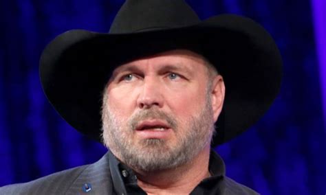 Caesar's Palace Ends Garth Brooks' Vegas Residency: "His Shows Are Ghost Towns"