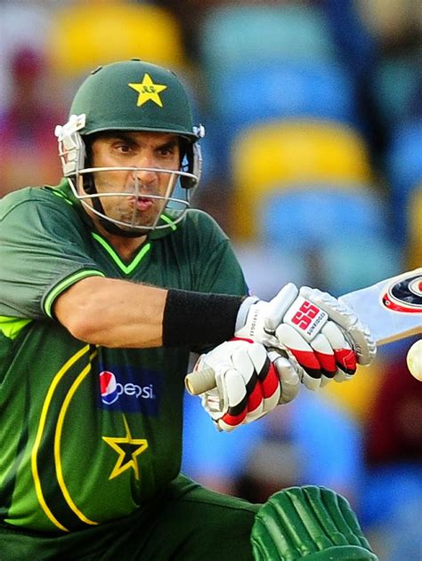 Misbah Ul Haq HD Wallpapers - Cricket HD Wallpapers Collection