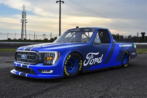 2022 Ford F-150 NASCAR Truck Gets A New Shape