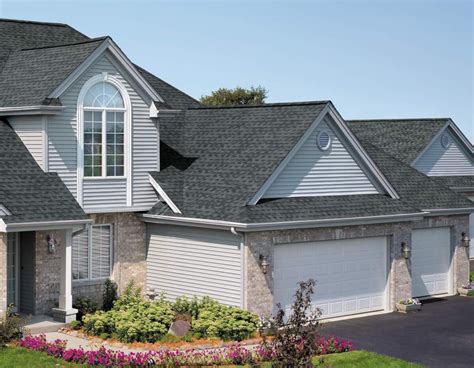 Best Roof Shingles: GAF vs Certainteed | RoofCalc.org Roof Shingle Colors, Roof Colors, House ...