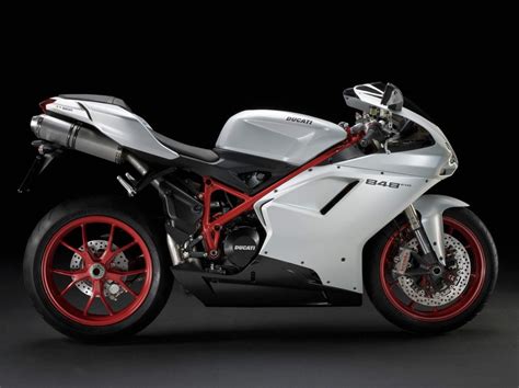 DUCATI 848 EVO (2013) Specs, Performance & Photos - autoevolution