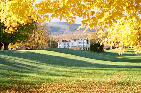 Fall Foliage in the Catskills - Winter Clove Inn