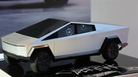 Mattel's remote-controlled Tesla Cybertruck comes with its own 'cracked' window sticker : r/gadgets