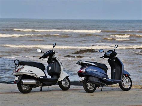 Honda Activa 125 vs Suzuki Access 125 Comparison Review: Gallery