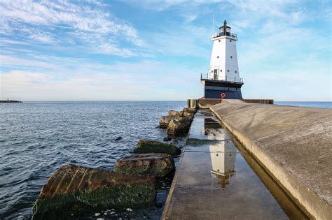 Ludington North Breakwater Light - Visit Ludington