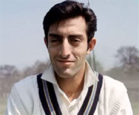 Mansoor Ali Khan Pataudi Biography - Facts, Childhood, Family Life ...