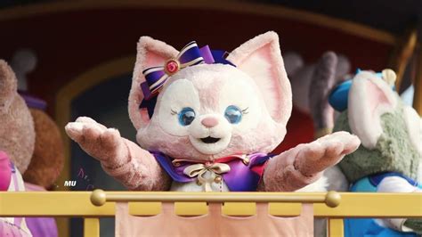 People in China Are Going Wild Over Disney’s New Pink Fox Character - RADII