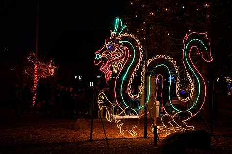 PHOTOS: Denver Zoo lights – The Denver Post