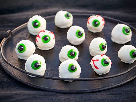 Cake Eyeballs Recipe | Ree Drummond | Food Network