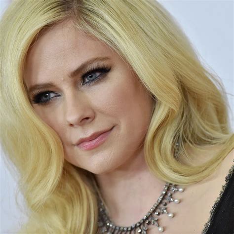 What Is Lyme Disease? Avril Lavigne on Her Tick-Borne Illness