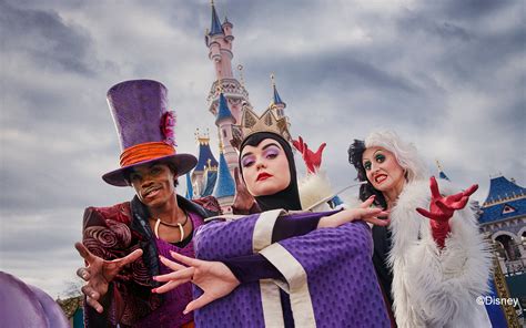 Spend A Spooky Halloween in Disneyland Paris