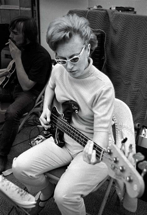 Carol Kaye playing bass with the Wrecking Crew - 1960s : r/OldSchoolCool