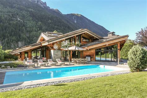 Luxury Summer Chalets in Chamonix| Leo Trippi