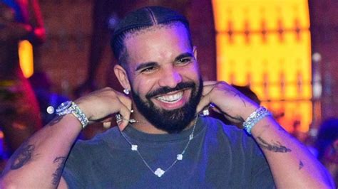 Drake Gets A New Face Tattoo Of A Slang Term With Arabic Roots | HipHopDX