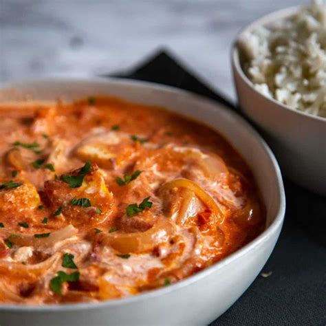 Tofu Tikka Masala with Sauteed Onions - Cardamom & Coconut