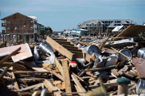 Florida Gov. Scott says Hurricane Michael damage 'is like a war zone'