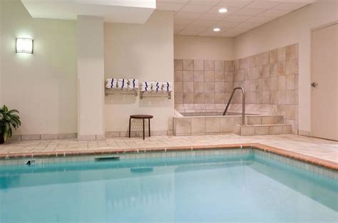 Best Hotels with Pools in Minneapolis to Cure Your Winter Blues