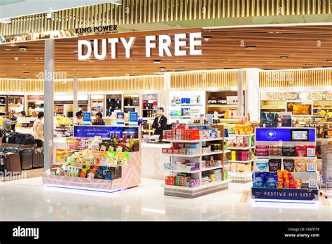 BANGKOK, THAILAND - NOVEMBER 28 2016: Duty free shop in Suvarnabhumi international airport Stock ...