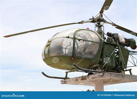 World Second War of Old Vintage Helicopter on Stage. Stock Photo - Image of engine, retro: 101393626