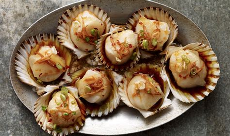 Basque Bites: Scallop In Its Shell - Food Republic