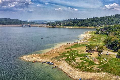 Waduk Jatiluhur: Sejarah, Tiket Masuk, Lokasi & Daya Tarik