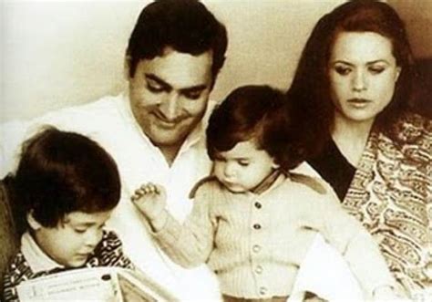 Rajiv Gandhi Biography - Life History, Facts, Achievements & Death