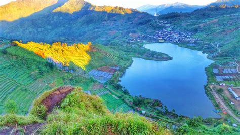 SIKUNIR DIENG PLATEAU - DESA TERTINGGI DI PULAU JAWA (HD) - YouTube